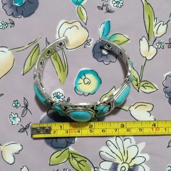 Turquoise and Silver Metal Cuff Bracelet - Picture 6 of 7